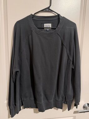 Women’s Black Crewneck Sweatshirt Oversized